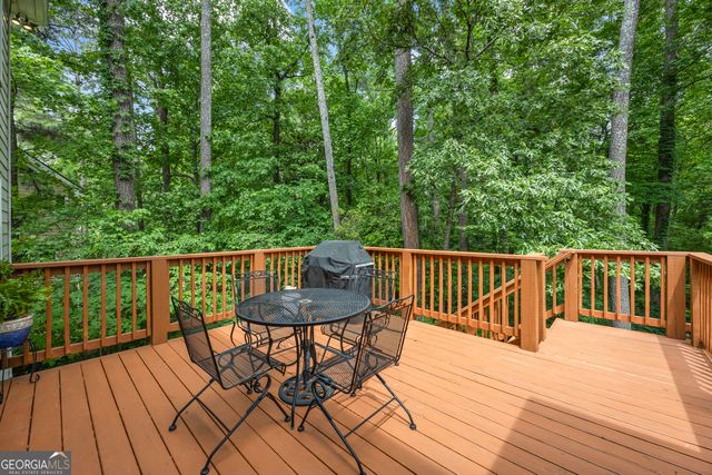 1172 Melton Drive SW, Lilburn, GA 30047