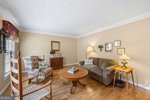 1172 Melton Drive SW, Lilburn, GA 30047