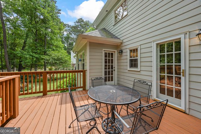 1172 Melton Drive SW, Lilburn, GA 30047