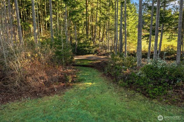 12302 SW 220th Street, Vashon, WA 98070