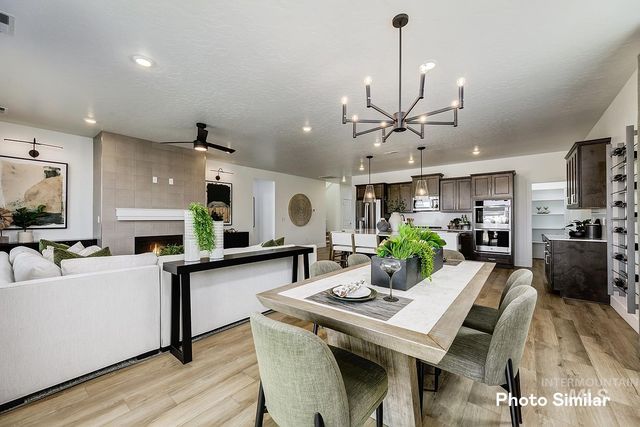 7050 N Daisy Teal Ave, Meridian, ID 83646