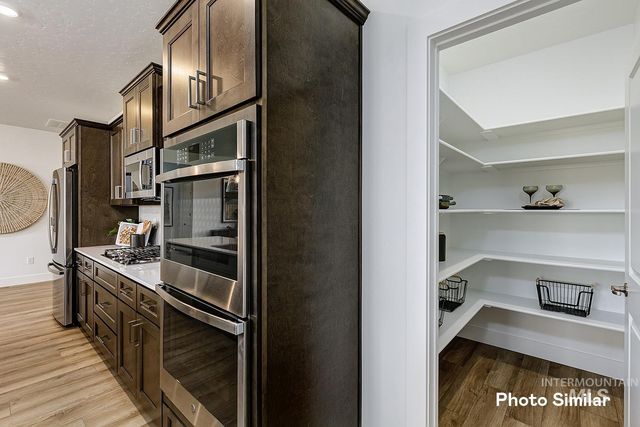 7050 N Daisy Teal Ave, Meridian, ID 83646