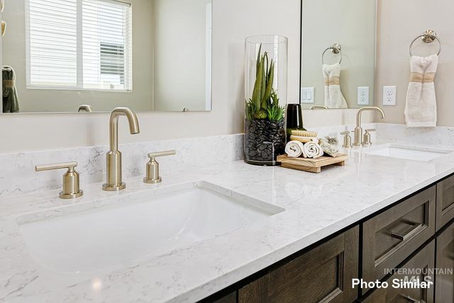 7050 N Daisy Teal Ave, Meridian, ID 83646