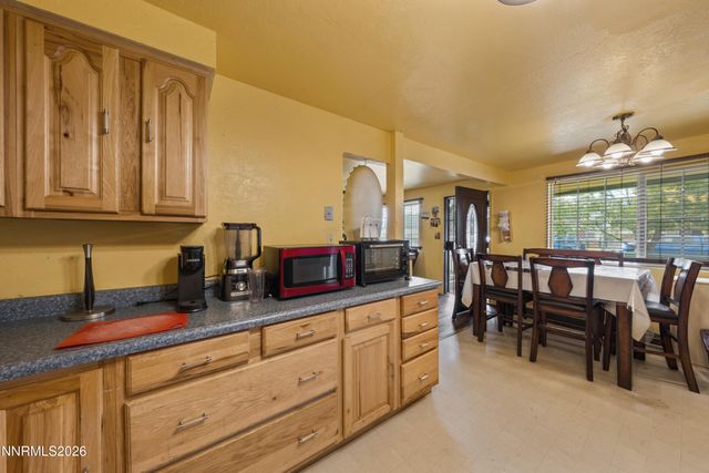 3737 Woodside Drive, Carson City, NV 89701