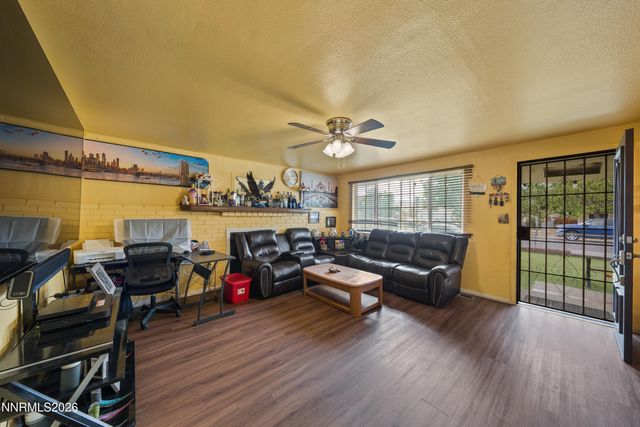 3737 Woodside Drive, Carson City, NV 89701