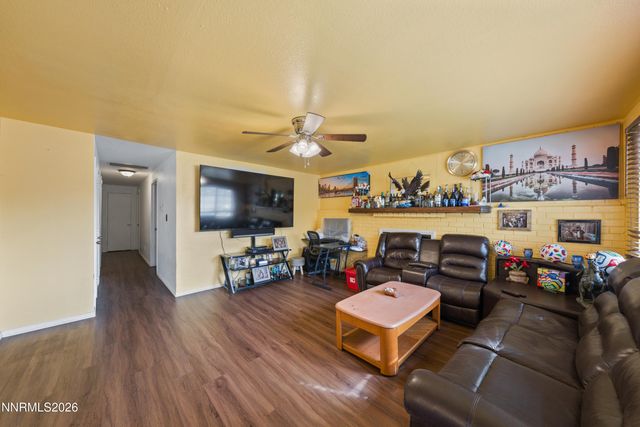 3737 Woodside Drive, Carson City, NV 89701