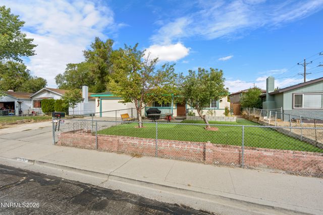 3737 Woodside Drive, Carson City, NV 89701