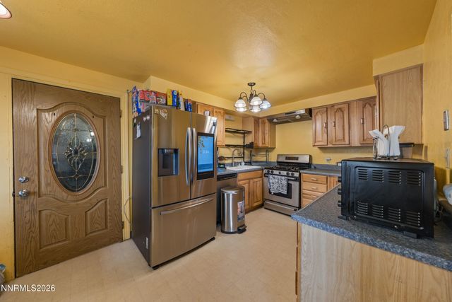 3737 Woodside Drive, Carson City, NV 89701
