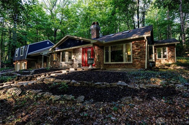 229 Colonial Lane, Washington Twp, OH 45429