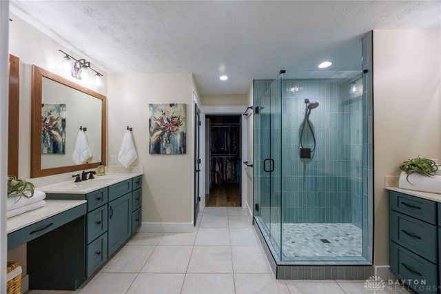 229 Colonial Lane, Washington Twp, OH 45429