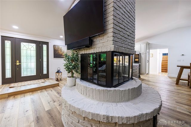229 Colonial Lane, Washington Twp, OH 45429