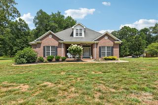3865 Willow Grove Lane, Concord, NC 28025