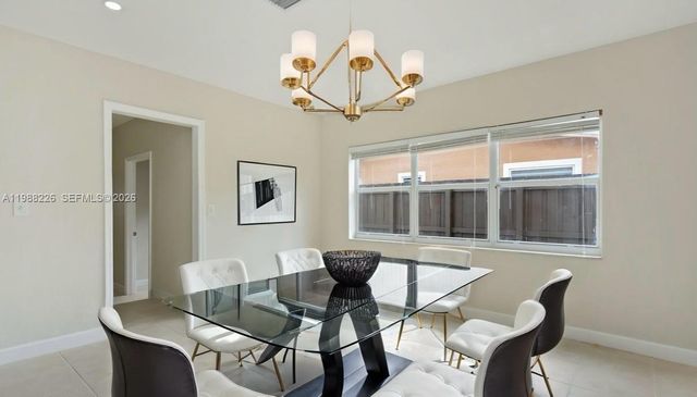 3699 NW 17 way, Oakland Park, FL 33309