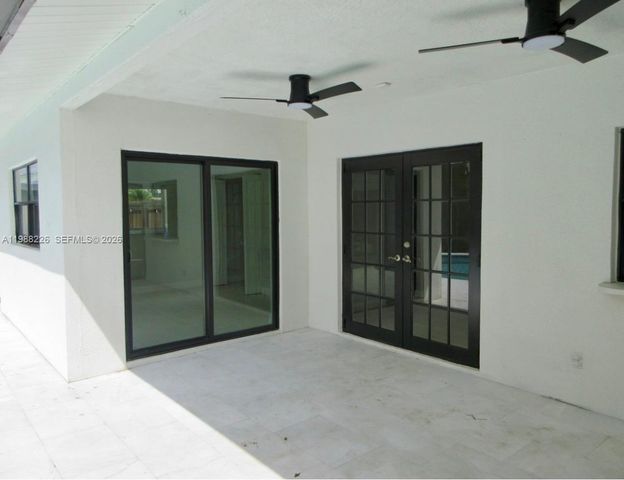 3699 NW 17 way, Oakland Park, FL 33309