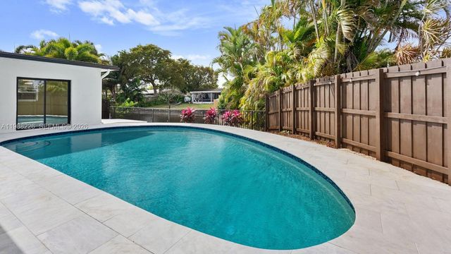 3699 NW 17 way, Oakland Park, FL 33309