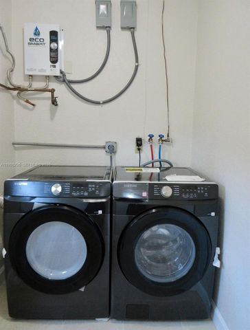 3699 NW 17 way, Oakland Park, FL 33309