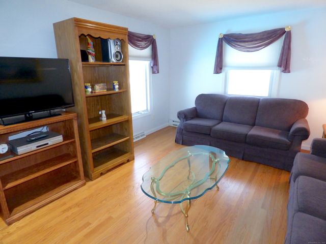119 Wright Road, Rocky Hill, CT 06067
