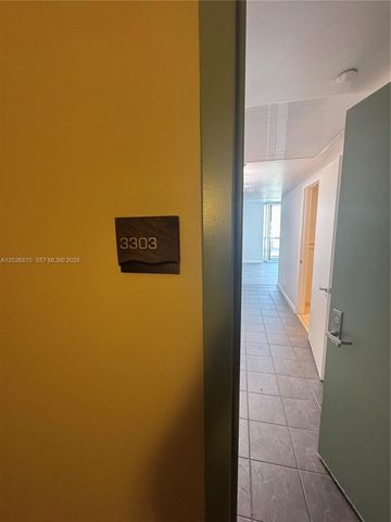 50 Biscayne Boulevard 3303, Miami, FL 33132