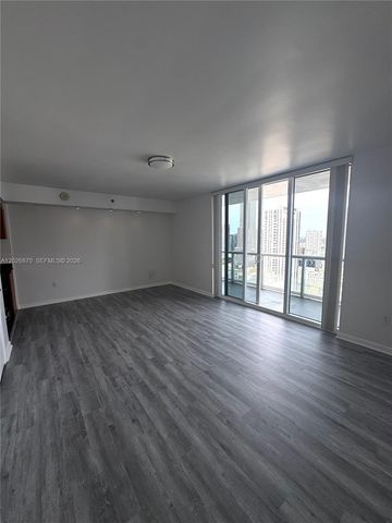 50 Biscayne Boulevard 3303, Miami, FL 33132