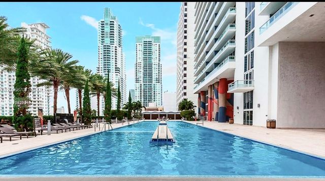 50 Biscayne Boulevard 3303, Miami, FL 33132