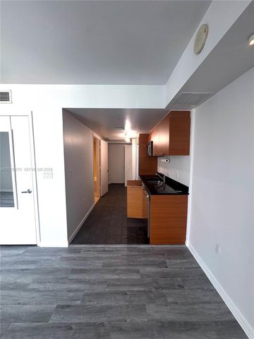 50 Biscayne Boulevard 3303, Miami, FL 33132