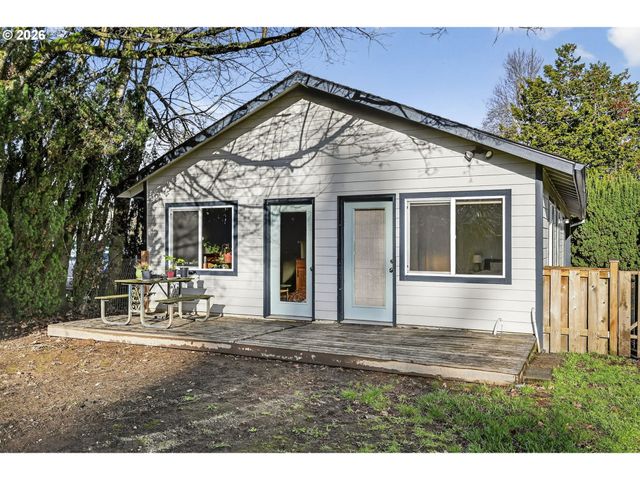 32305 S KROPF Rd, Canby, OR 97013