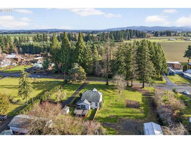 32305 S KROPF Rd, Canby, OR 97013