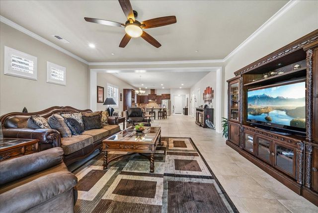 2878 Fantail Ln, Lincoln, CA 95648