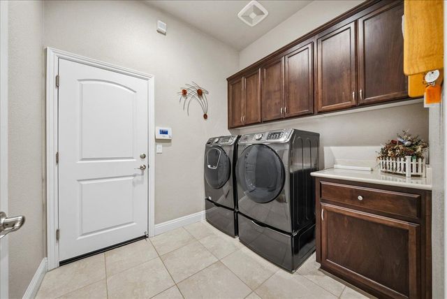 2878 Fantail Ln, Lincoln, CA 95648