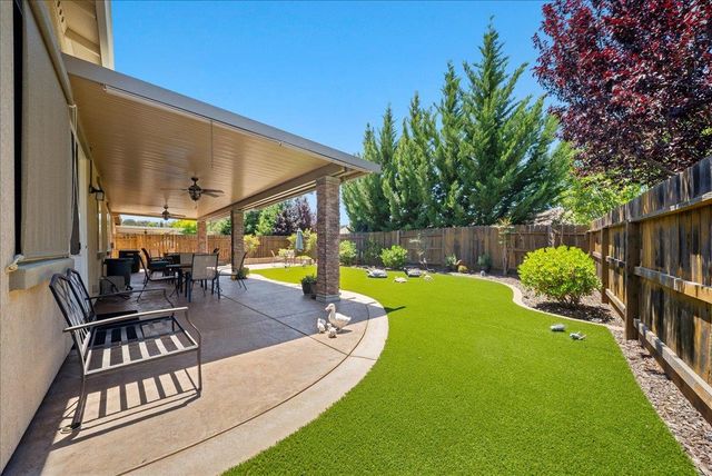 2878 Fantail Ln, Lincoln, CA 95648