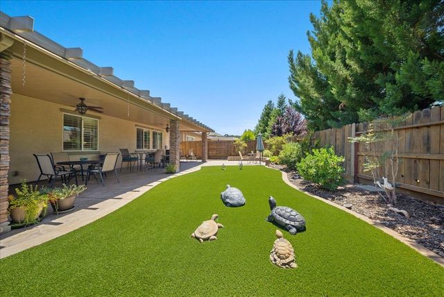 2878 Fantail Ln, Lincoln, CA 95648