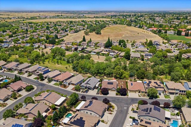 2878 Fantail Ln, Lincoln, CA 95648