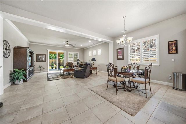 2878 Fantail Ln, Lincoln, CA 95648