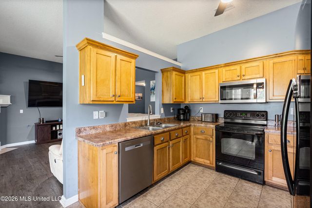 9768 Crape Myrtle Drive, Olive Branch, MS 38654