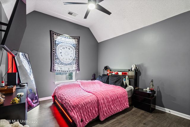 9768 Crape Myrtle Drive, Olive Branch, MS 38654