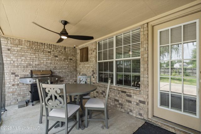 9768 Crape Myrtle Drive, Olive Branch, MS 38654