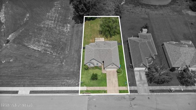 9768 Crape Myrtle Drive, Olive Branch, MS 38654