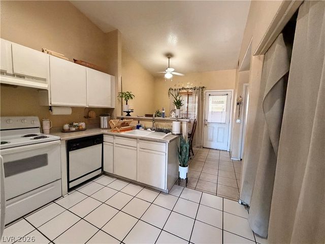 3881 Soda Springs Drive, Las Vegas, NV 89115