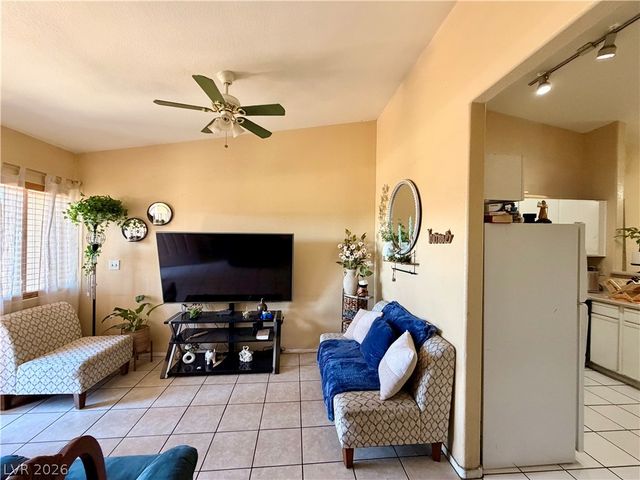 3881 Soda Springs Drive, Las Vegas, NV 89115