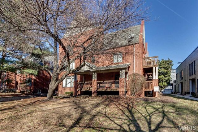 4111 W Pine Boulevard 11, St Louis, MO 63108