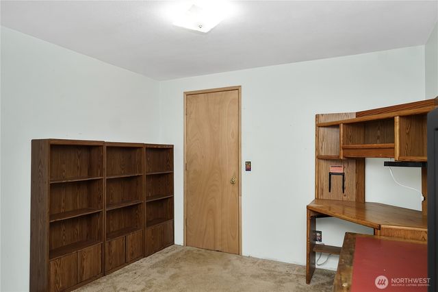 22304 113th Place SE, Kent, WA 98031