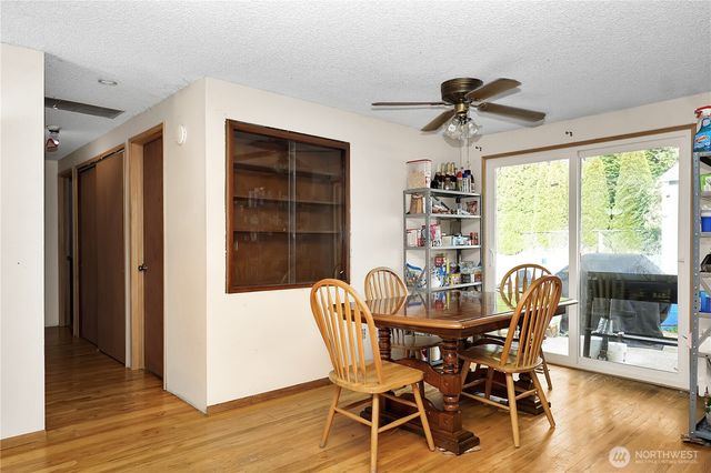22304 113th Place SE, Kent, WA 98031