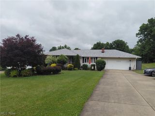 436 Secrist Lane, Girard, OH 44420