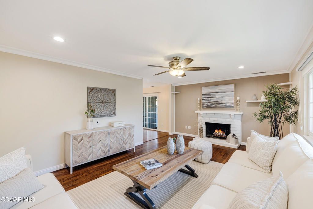 Image 8 of property listing at 3792 Danmont Court, Newbury Park, CA 91320