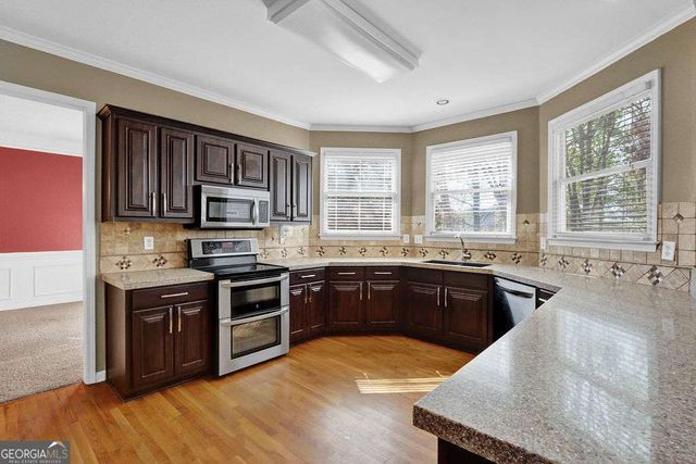 1070 Mckendree Park Lane, Lawrenceville, GA 30043