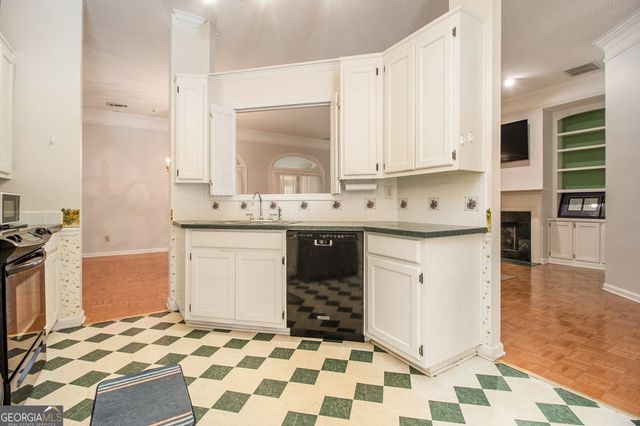 4509 Gideons Trc, Union City, GA 30291