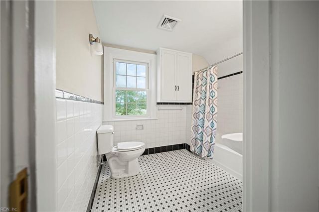 1913 Whaleyville BLVD, Suffolk, VA 23434