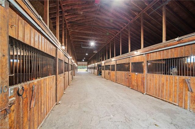 1913 Whaleyville BLVD, Suffolk, VA 23434