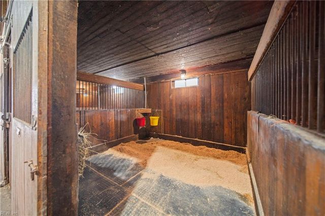 1913 Whaleyville BLVD, Suffolk, VA 23434