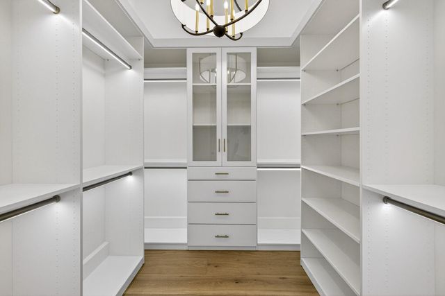 212 Gregory Place, West Palm Beach, FL 33405